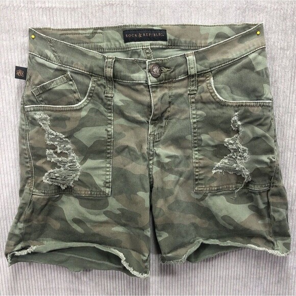 Rock & Republic Pants - Rock Republic Women Cut Off Shorts Size 4 Camouflage Factory Destroyed